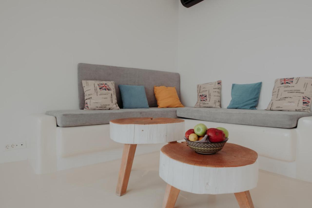 Mykonos Town Adel Private Suites מראה חיצוני תמונה